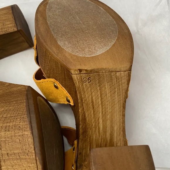 70s Platform sandal heels - Picture 3 of 7